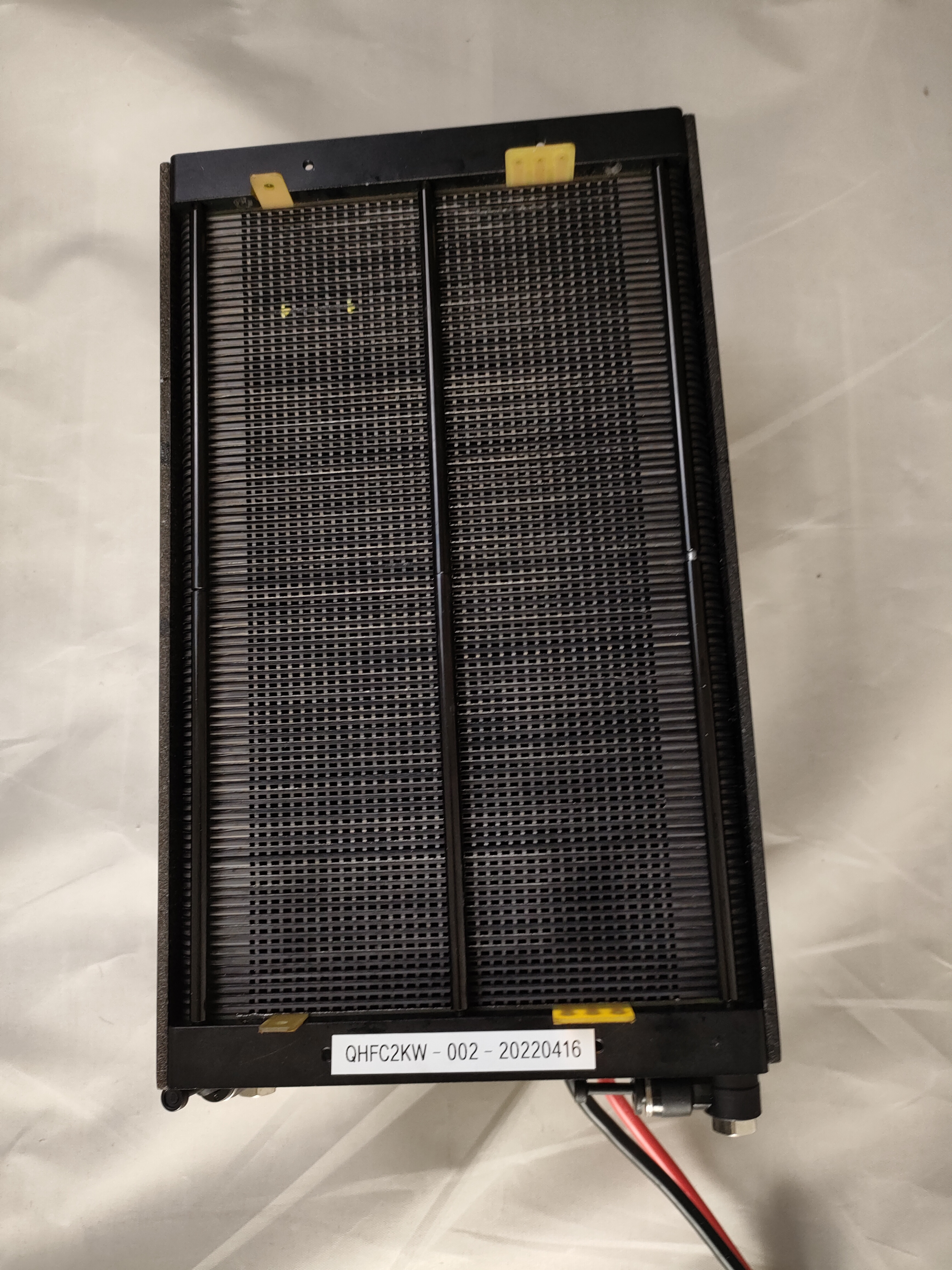Un reactor cu hidrogen de 300 W a fost expediat în Statele Unite