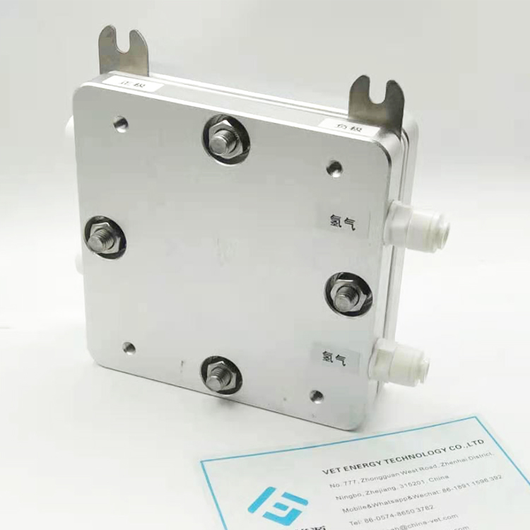 Electrolyzer cu membrană de schimb de protoni de generare de hidrogen cu precizie